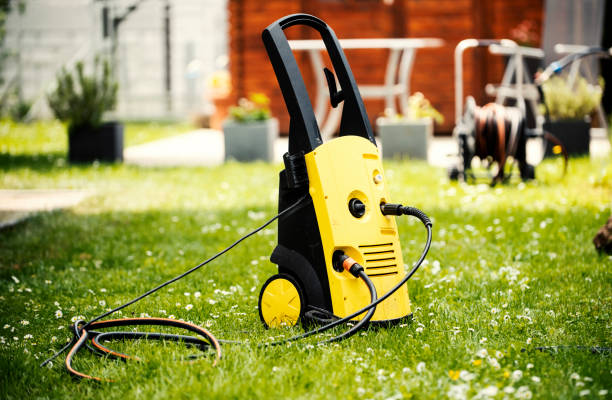 Best Roof Washing  in Fredericksburg, TX